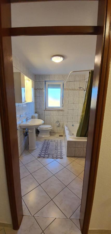 Apartmani Krajnovic Fažana Esterno foto