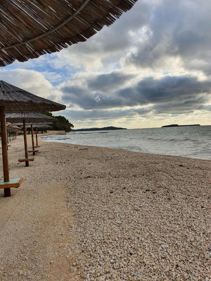 Apartmani Krajnovic Fažana Esterno foto