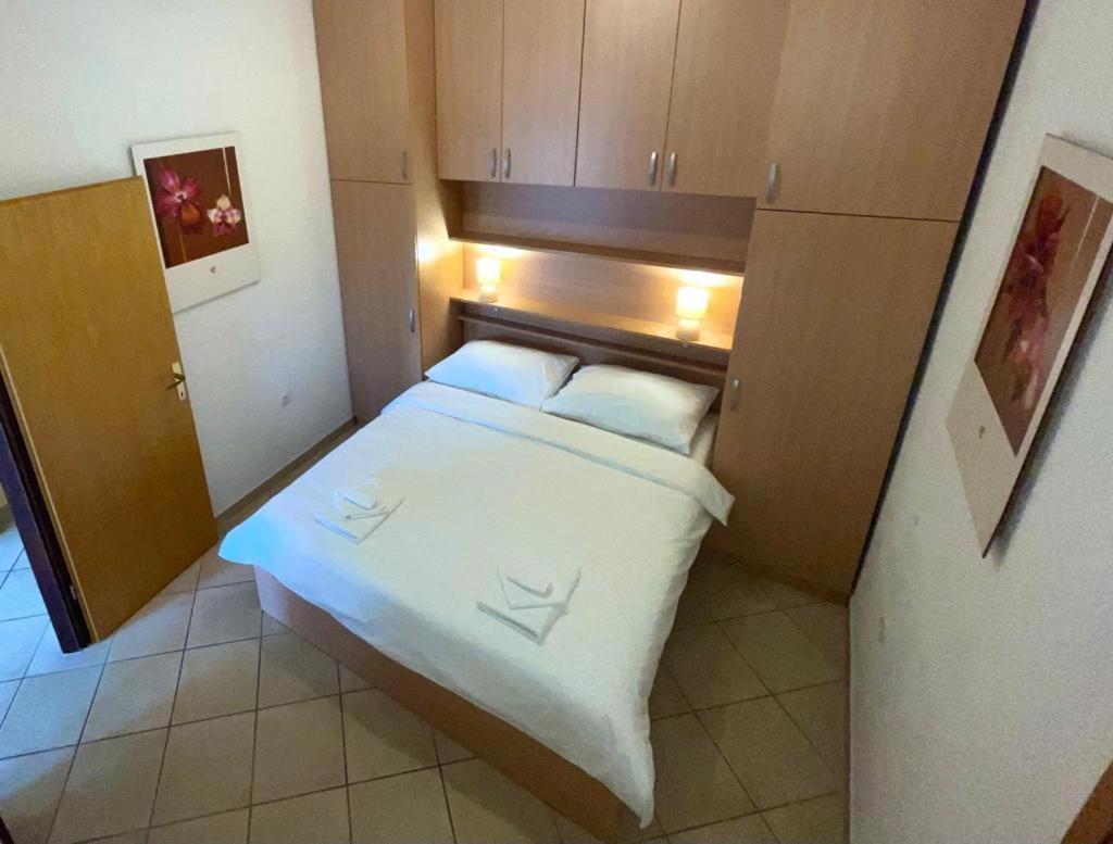 Apartmani Krajnovic Fažana Esterno foto
