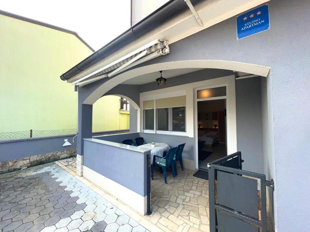 Apartmani Krajnovic Fažana Esterno foto
