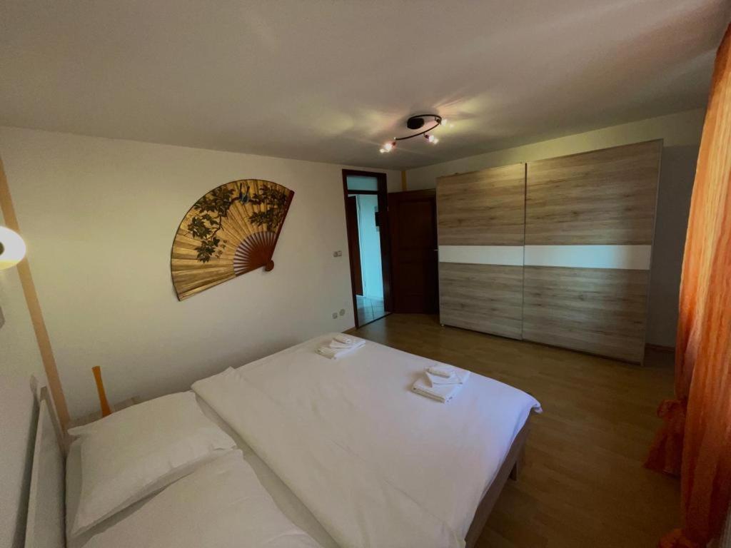 Apartmani Krajnovic Fažana Esterno foto