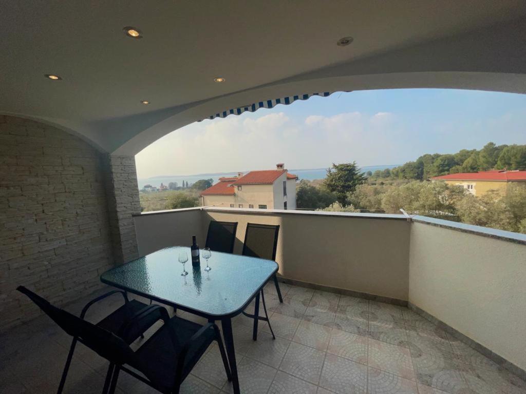 Apartmani Krajnovic Fažana Esterno foto