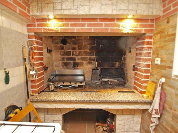 Apartmani Krajnovic Fažana Esterno foto