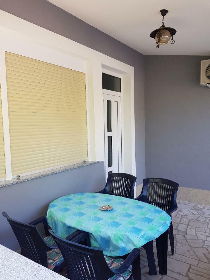 Apartmani Krajnovic Fažana Esterno foto